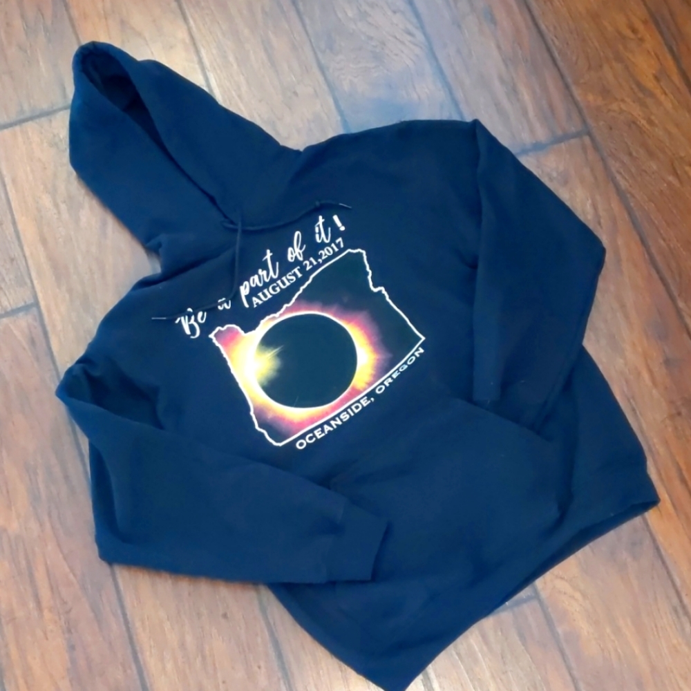 Solar Eclipse Memorabilia Hoodie M